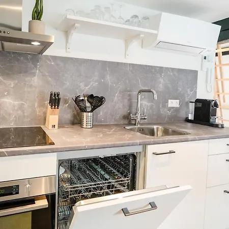 Beautiful With Loft Delft