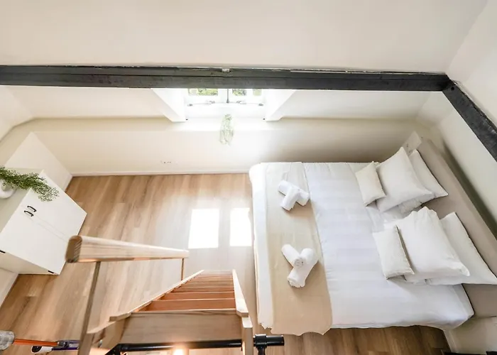 Beautiful With Loft Apartamento Delft